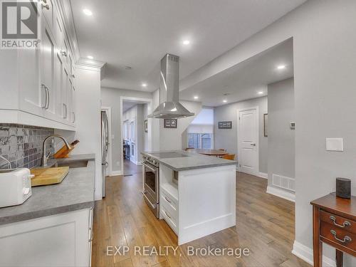 29 Cloverdale Road, Toronto, ON - Indoor Photo Showing Kitchen With Upgraded Kitchen