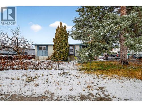 830 Franklyn Road, Kelowna, BC - Outdoor