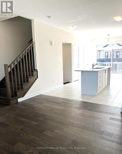 155 Melody Lane, Thorold, ON - Indoor Photo Showing Other Room