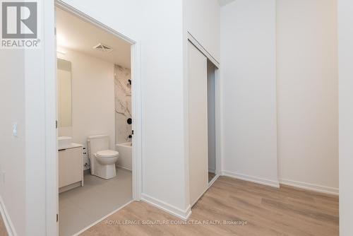 309 - 1285 Dupont Street, Toronto, ON - Indoor Photo Showing Bathroom