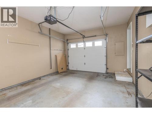 111 Harbourfront Drive Nw Unit# 14, Salmon Arm, BC - Indoor Photo Showing Garage