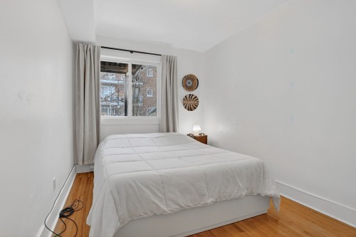 Chambre à coucher principale - 2-7487 Av. Bloomfield, Montréal (Villeray/Saint-Michel/Parc-Extension), QC - Indoor Photo Showing Bedroom
