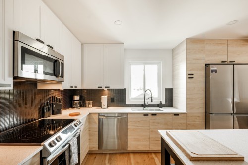 Kitchen - 876 Rue Principale, Saint-Sauveur, QC - Indoor Photo Showing Kitchen With Upgraded Kitchen