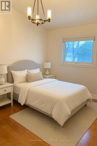 Main Floor Bedroom - 276 Sheridan Court, Newmarket, ON - Indoor Photo Showing Bedroom