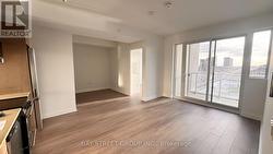 617 - 412 SILVER MAPLE ROAD  Oakville, ON L6H 6Z9