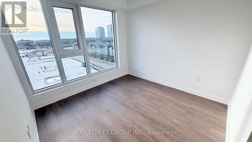 617 - 412 Silver Maple Road, Oakville, ON - Indoor Photo Showing Other Room