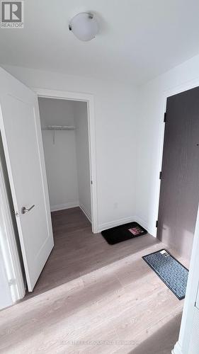 617 - 412 Silver Maple Road, Oakville, ON - Outdoor