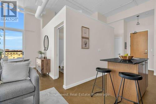 524 - 410 King Street W, Kitchener, ON - Indoor