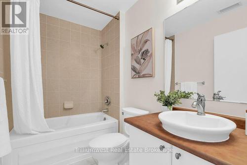 524 - 410 King Street W, Kitchener, ON - Indoor Photo Showing Bathroom