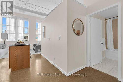 524 - 410 King Street W, Kitchener, ON - Indoor Photo Showing Other Room