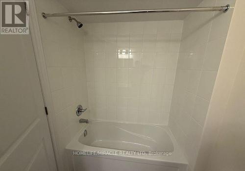 145 Sanders Road, Erin, ON - Indoor Photo Showing Bathroom