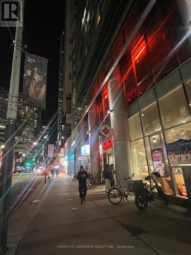 1109 - 375 King Street W, Toronto, ON - Indoor