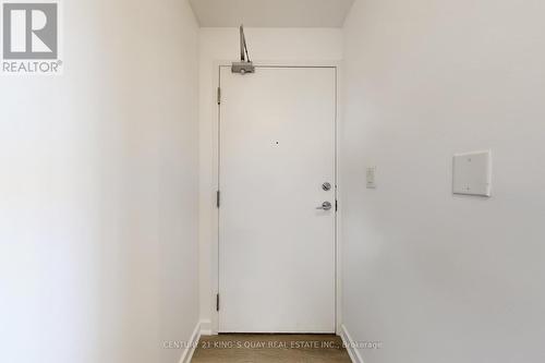 707 - 70 Forest Manor Road, Toronto, ON - Indoor Photo Showing Other Room