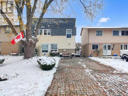 2 GROVE PARK SQUARE  Brampton, ON L6S 2K3