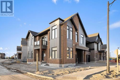 33 Spiritwood Way, Brampton, ON - Outdoor With Facade
