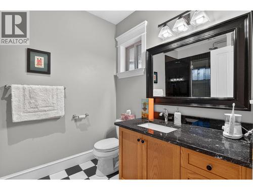 Primary bathroom - 1774 Highland Drive N, Kelowna, BC - Indoor Photo Showing Bathroom