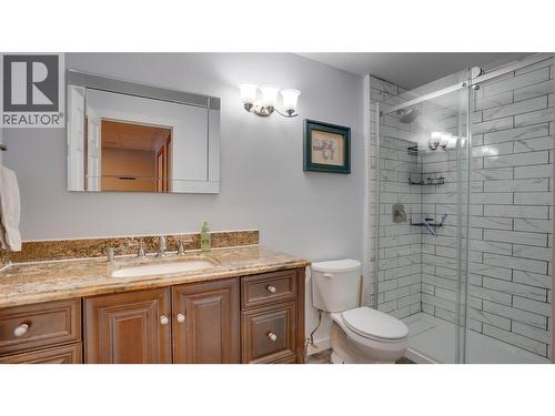 2086 Yankee Flats Road, Salmon Arm, BC - Indoor Photo Showing Bathroom