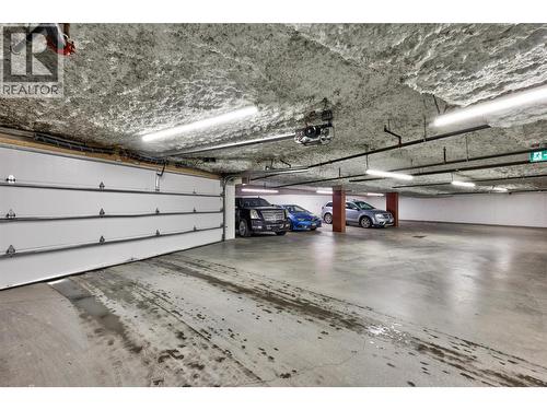 875 University Drive Unit# 105, Kamloops, BC - Indoor Photo Showing Garage