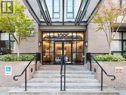 1804 1295 RICHARDS STREET  Vancouver, BC V6B 1B7