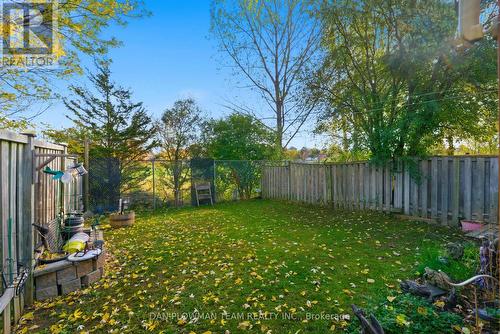 312 Sheffield Court, Oshawa, ON - Outdoor