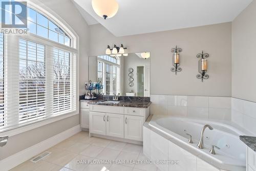 3 Serene Court, Whitby, ON - Indoor Photo Showing Bathroom