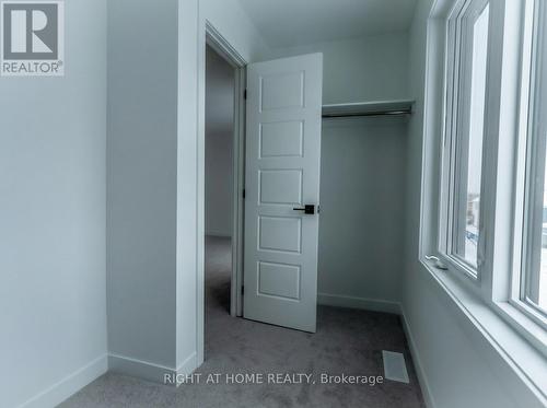 425 Mortar Terrace, Ottawa, ON - Indoor Photo Showing Other Room