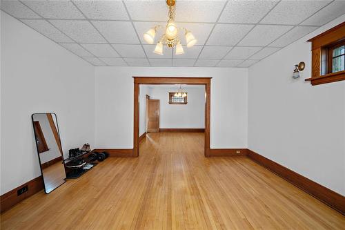 660 Machray Avenue, Winnipeg, MB - Indoor Photo Showing Other Room