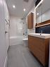 Salle de bains - 6439 Av. Des Érables, Montréal (Rosemont/La Petite-Patrie), QC  - Indoor Photo Showing Bathroom 