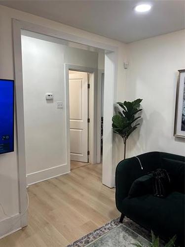 16 St Louis Rd, Winnipeg, MB 