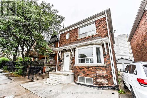 15-19 Augusta Avenue, Toronto, ON 