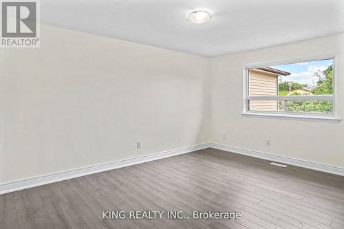 16 Wimbledon Court, Brampton, ON - Indoor Photo Showing Other Room