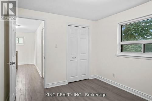 16 Wimbledon Court, Brampton, ON - Indoor Photo Showing Other Room