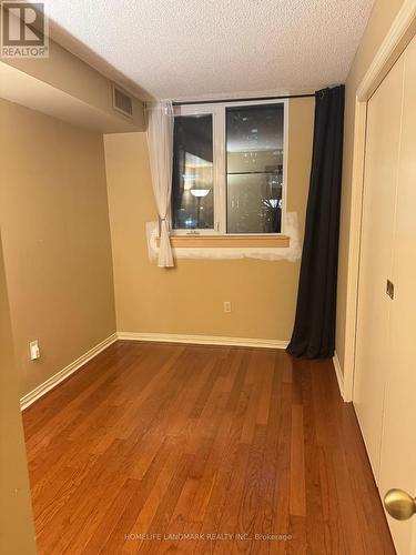 301 - 1055 Bay Street, Toronto, ON - Indoor Photo Showing Other Room