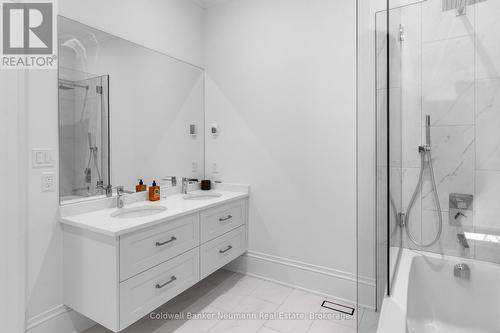 41 Liverpool Street, Guelph (Downtown), ON - Indoor Photo Showing Bathroom