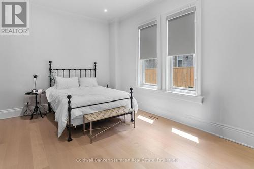 41 Liverpool Street, Guelph (Downtown), ON - Indoor Photo Showing Bedroom