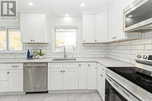 47 Jasper Crescent, London East, ON - Indoor Photo Showing Kitchen With Upgraded Kitchen