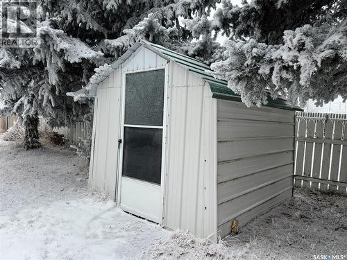 304 5Th Avenue E, Biggar, SK - Outdoor With Exterior