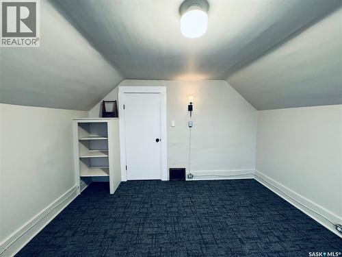 304 5Th Avenue E, Biggar, SK - Indoor Photo Showing Other Room