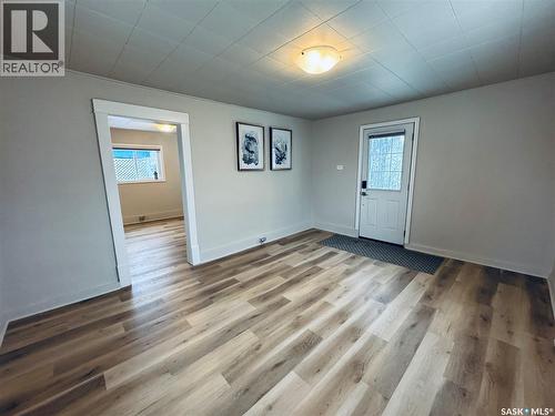 304 5Th Avenue E, Biggar, SK - Indoor Photo Showing Other Room