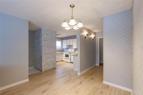 526 Marsden St, Winnipeg, MB 