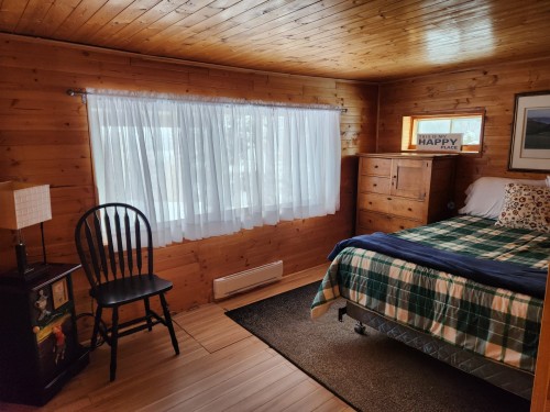 Chambre à coucher principale - 62 Ch. Lakeview, Saint-Adolphe-D'Howard, QC - Indoor Photo Showing Bedroom
