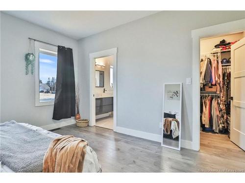 11 Riverside Dr, Petitcodiac, NB 