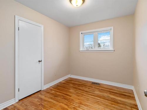 16 Pauline Crescent, Dartmouth, NS 