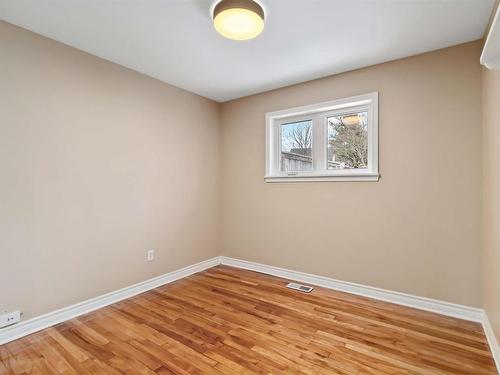 16 Pauline Crescent, Dartmouth, NS 