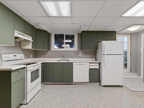 16 Pauline Crescent, Dartmouth, NS 