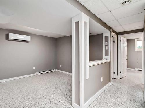 16 Pauline Crescent, Dartmouth, NS 