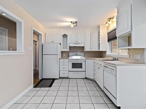 16 Pauline Crescent, Dartmouth, NS 