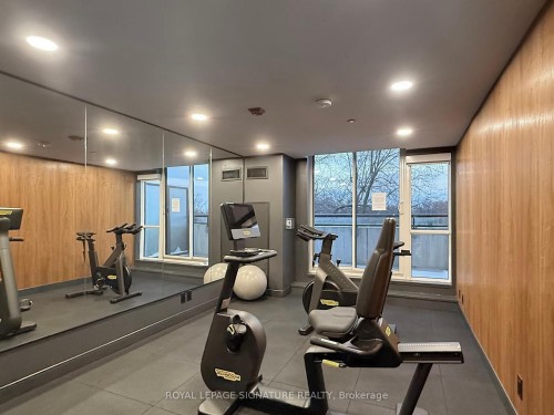 301-1400 Kingston Road, Toronto, ON - Indoor Photo Showing Gym Room