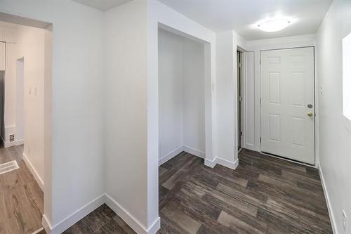 582 Burnell St, Winnipeg, MB 