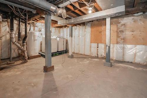 582 Burnell St, Winnipeg, MB 